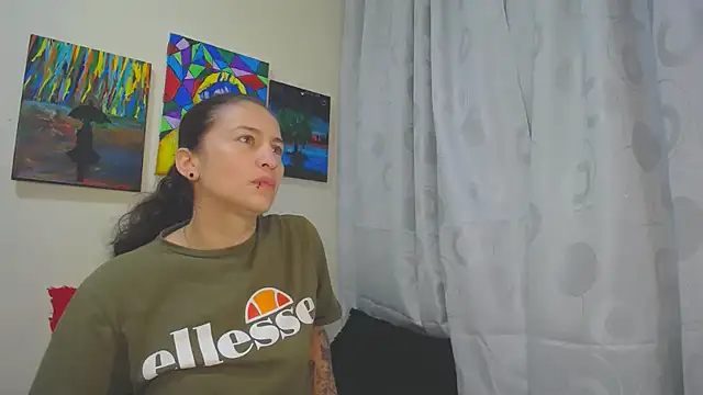 Leyla Horny Bg online show from 12/21/25, 01:41