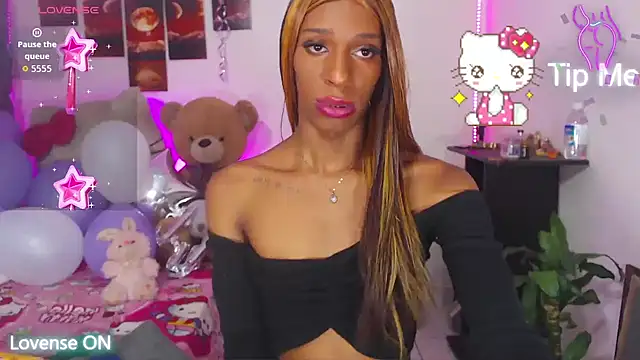 lucianadolll online show from 04/23/26, 05:03