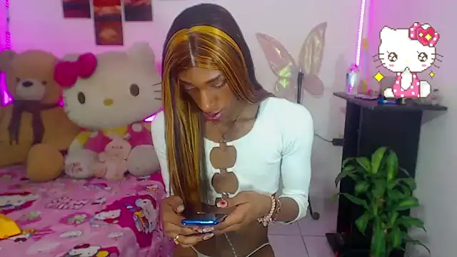 lucianadolll online show from 03/06/26, 03:40