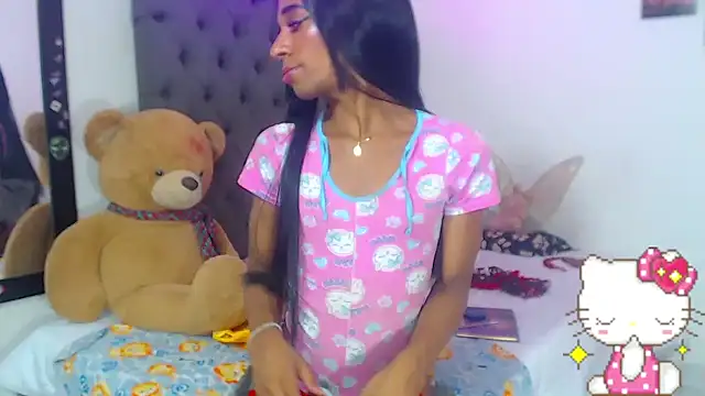 lucianadolll online show from 11/19/25, 08:53