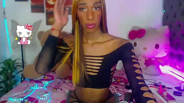 lucianadolll online show from 03/26/26, 07:17