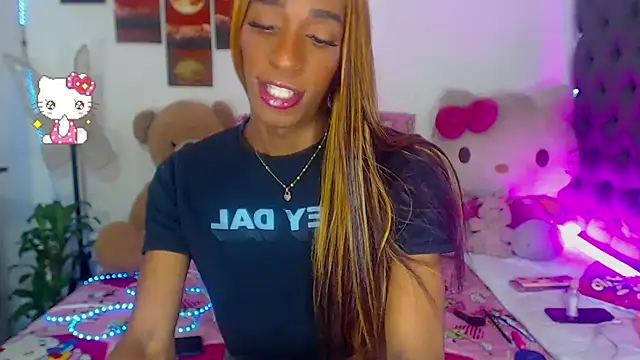 lucianadolll online show from 03/24/26, 07:41