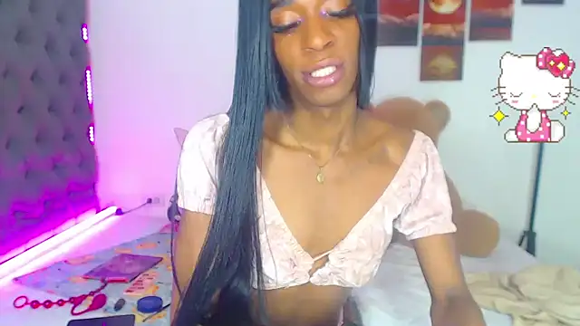 lucianadolll online show from 12/19/25, 01:42