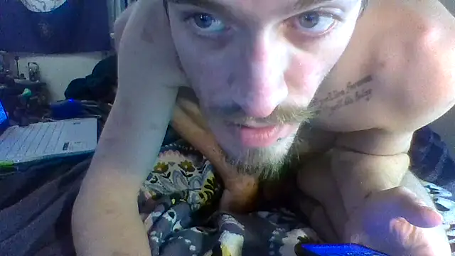 Snapshot of ATwinkie chatting on 03/12/25, 11:21 ATwinkie online show from 03/12/25, 11:21