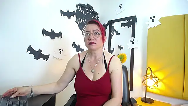 Lupiita223 online show from 10/22/25, 12:48