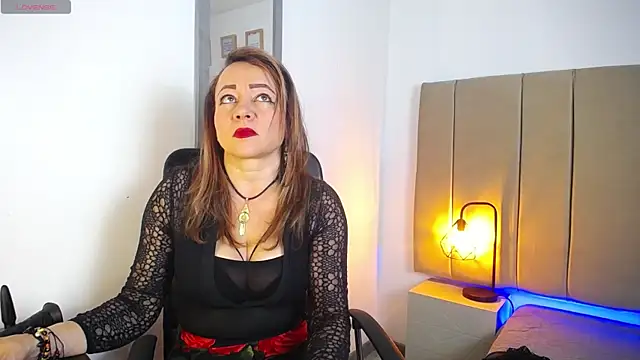 Snapshot of Lupiita223 chatting on 02/28/25, 12:52 Lupiita223 online show from 02/28/25, 12:52