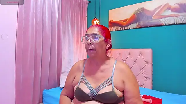 renata milf  online show from 12/02/25, 11:45