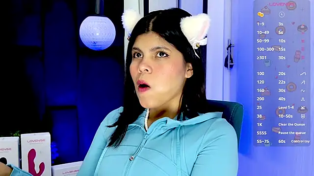 cutehanna1 online show from 09/15/25, 10:21