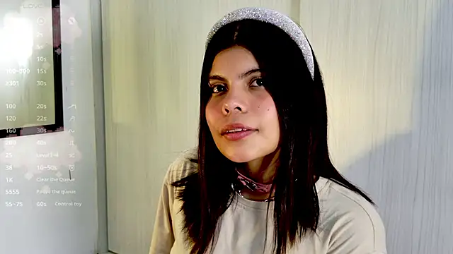 cutehanna1 online show from 10/17/25, 07:26