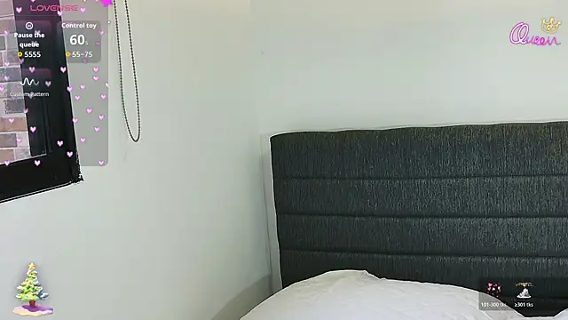 cutehanna1 online show from 12/14/25, 06:57