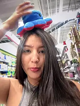 licky lu online show from 01/11/26, 08:05