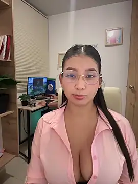 licky lu online show from 05/03/26, 01:44