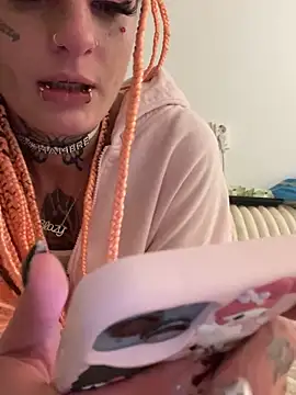 BlazyKitsune- online show from 11/09/25, 10:58