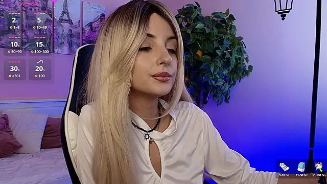 Snapshot of Katty_Lights chatting on 01/17/26, 04:43 Katty Lights online show from 01/17/26, 04:43