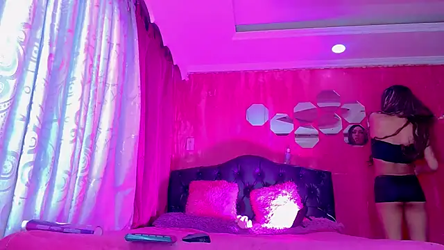 TiffanyMackensyy online show from 03/24/26, 01:27