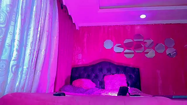 TiffanyMackensyy online show from 03/27/26, 11:16