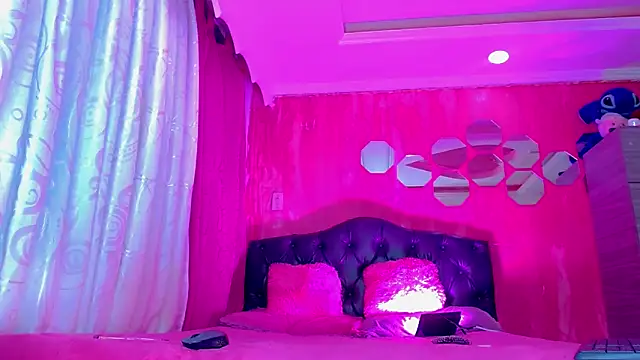 TiffanyMackensyy online show from 03/09/26, 01:31