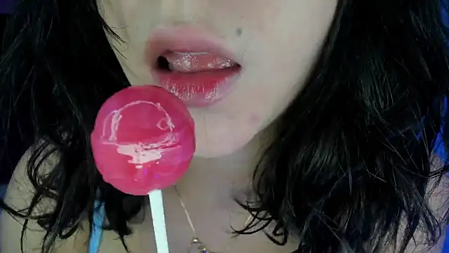 Snapshot of agnes_213 chatting on 09/13/25, 12:27 agnes 213 online show from 09/13/25, 12:27