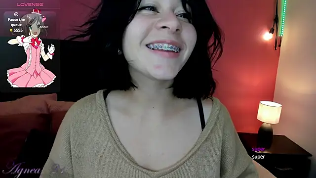 Snapshot of agnes_213 chatting on 03/20/25, 02:21 agnes 213 online show from 03/20/25, 02:21