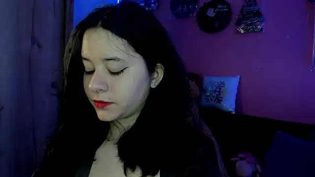 Snapshot of agnes_213 chatting on 12/17/25, 01:16 agnes 213 online show from 12/17/25, 01:16