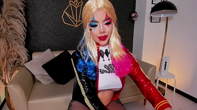 Catvalentine  online show from 10/30/25, 09:29