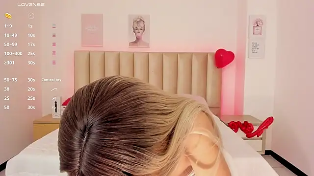 Catvalentine  online show from 02/19/25, 12:25