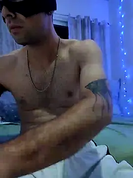 casaloucuras online show from 12/29/24, 02:49