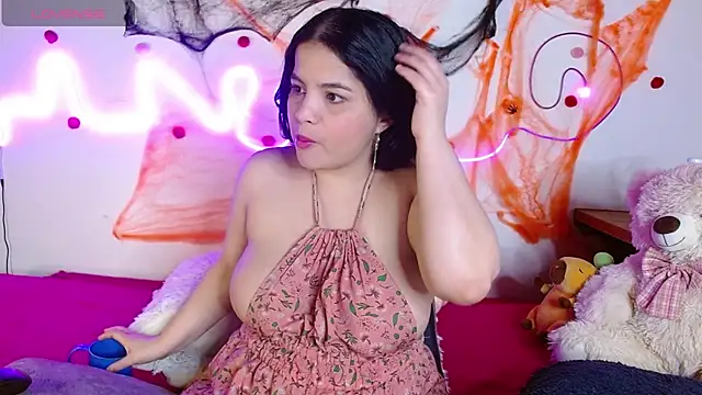 sophia cute1 1 online show from 10/30/25, 12:03