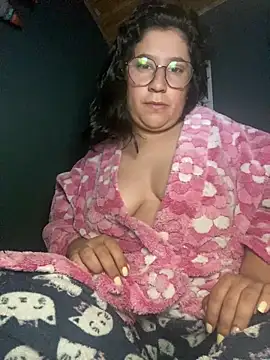 Lia mar moon online show from 02/21/26, 12:12