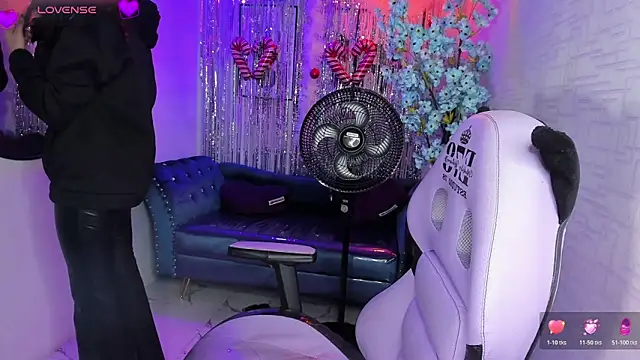 Theia moon online show from 12/19/25, 01:35