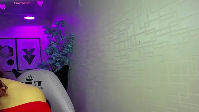 Theia moon online show from 12/02/25, 01:13