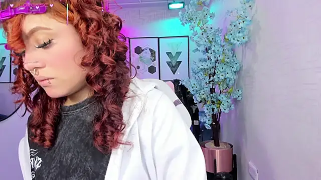 Theia moon online show from 02/26/26, 01:11