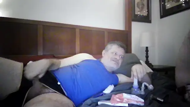 LARawAlways2 online show from 12/01/25, 05:08