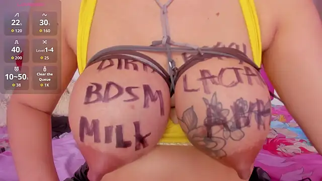 Venus Blackk online show from 12/15/25, 05:52