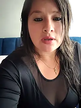 Snapshot of Neve_Collins chatting on 05/07/26, 02:31 Neve Collins online show from 05/07/26, 02:31