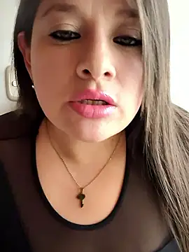 Neve Collins online show from 01/13/26, 04:33