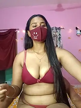 lovely-tanu online show from 10/11/25, 12:28