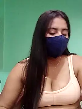 lovely-tanu online show from 12/13/24, 07:47