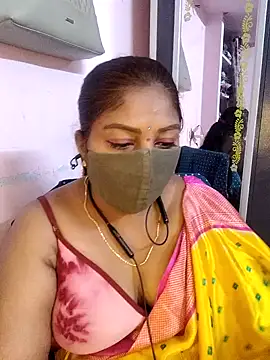 RomeoJuliet345 online show from 04/01/26, 04:36