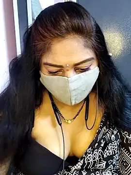 RomeoJuliet345 online show from 03/28/26, 10:05