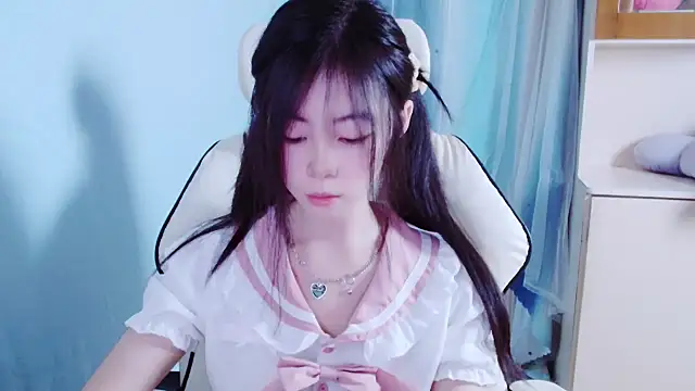 xiyao1314 online show from 10/31/25, 03:25