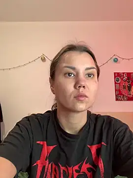 MiraMiss online show from 12/20/25, 06:49