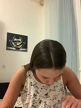 MiraMiss online show from 03/26/26, 03:43