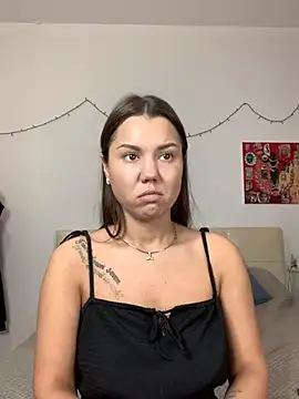 Snapshot of MiraMiss chatting on 11/22/25, 09:08 MiraMiss online show from 11/22/25, 09:08