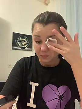 MiraMiss online show from 03/31/26, 05:37