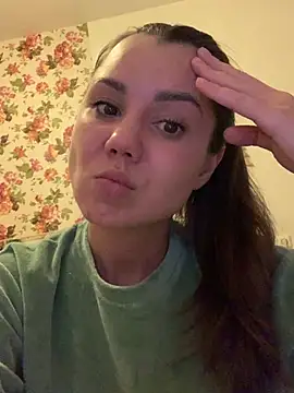 Snapshot of MiraMiss chatting on 03/15/25, 05:26 MiraMiss online show from 03/15/25, 05:26