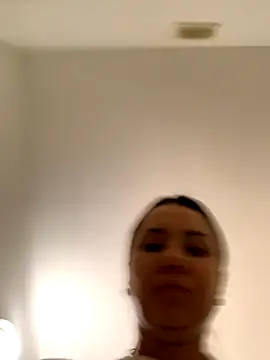 Snapshot of MiraMiss chatting on 11/24/25, 07:30 MiraMiss online show from 11/24/25, 07:30