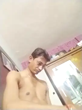 jenilmax online show from 10/22/25, 09:03