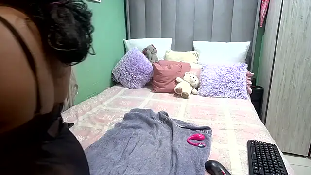 SexyEbony37X online show from 04/07/26, 07:15