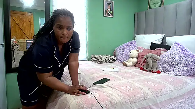 SexyEbony37X online show from 04/23/26, 12:29